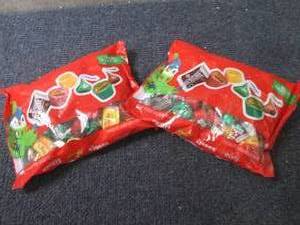 lot 422 image: 2- 19.44 oz Holiday Candy Mix...
