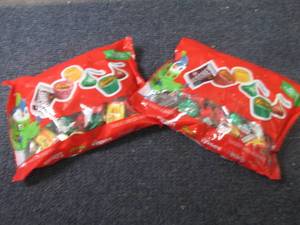 lot 426 image: 2- 19.44 oz Holiday Candy Mix...