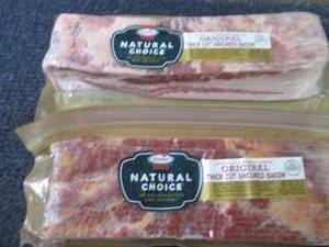 lot 445 image: CC 2- 20 oz FROZEN Hormel Natural C...