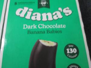 lot 460 image: EE 6- 5ct Dianass Dark Chocolate B...