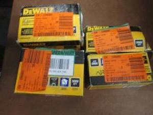 lot 505 image: 19 & 20 Gauge Carpet Pad Staples...