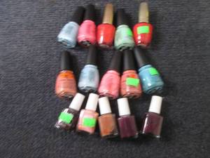 lot 527 image: 15 Bottles Assorted Nail Polish...