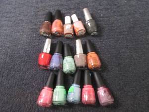lot 538 image: 15 Bottles Assorted Nail Polish...