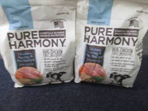 lot 543 image: 2- 3.5 lb Bags Pure Harmony Chicken...