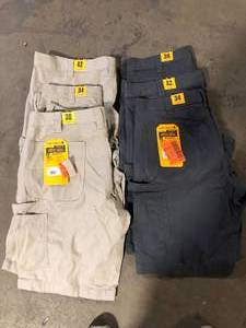 Lot of Assorted Mens Work Shorts  Various Models and Conditions  Customer Returns See Pictures