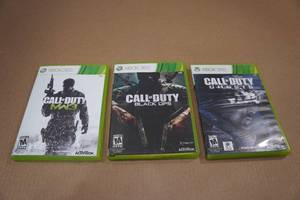 lot 4 image: 3 XBOX 360 Games -Call of Duty Series