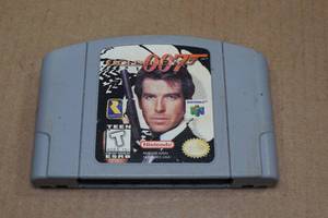lot 11 image: Nintendo 64 Game Pak -007 Golden Eye