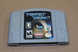 lot 16 image: Nintendo 64 Game Pak -Perfect Dark