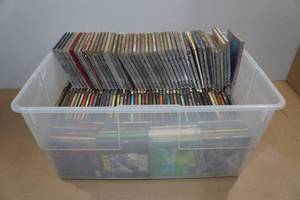 lot 41 image: Assorted CDs -Sevendust, Smash Mouth, Oasis, Hoobastank