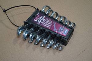 lot 46 image: Grip 7-Piece Stubby Combo Wrench Set SAE