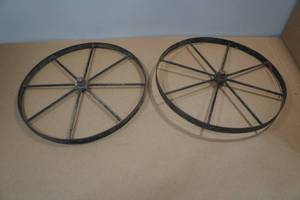 lot 51 image: 2 Wagon Wheels