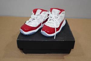 lot 63 image: Jordan 11 Retro Childs Shoes -Size 6