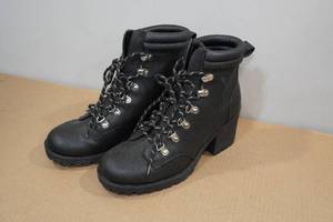 lot 65 image: Divided Womens Heeled Boots -Size 7