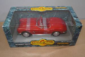 lot 86 image: Ertl American Muscle 1962 Chevrolet Corvette Die Cast