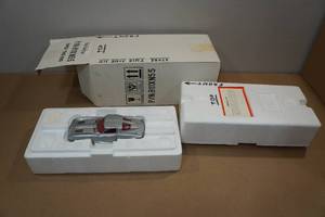 lot 92 image: 1963 Corvette 124 Franklin Mint Model Car