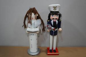 lot 109 image: Nutcracker Christmas Dcor