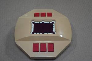 lot 138 image: Vintage Bank Shot Handheld Game