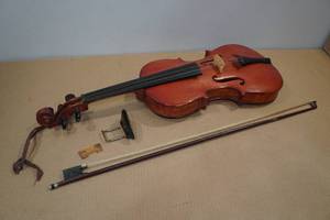 lot 161 image: Violin with Bow
