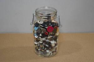lot 176 image: Glass Jar with Assorted Buttons