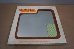 lot 181 image: 6 12x12 Glass Mirror Tiles