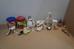 lot 210 image: Decorative Collectables - Nesting Dolls, Precious Moments, Collector Tins