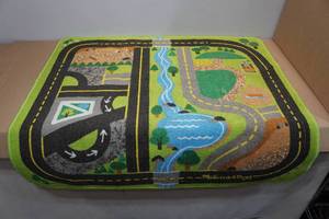 lot 245 image: Melissa and Doug Playmat