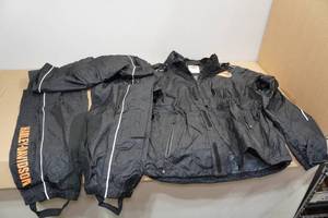 lot 270 image: Harley Davidson Motorcycle Rain Set - XL