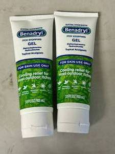 lot 58 image: Extra Strength Benadryl Itch Stopping Gel 3.5 fl oz Expired