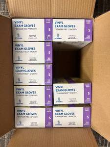 lot 20 image: Case of Vinyl Exam Gloves 100 Per Box comes with 8 boxes in the case