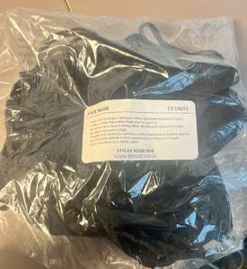 lot 147 image: 100% cotton face mask