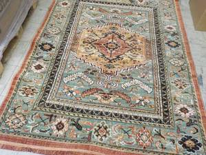 5 ft x 7 ft Area Rug...