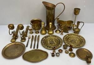 lot 135 image: Misc. Brass Items