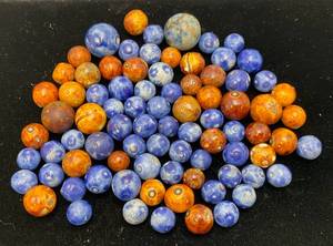 lot 201 image: Vintage Bennington Clay Marbles