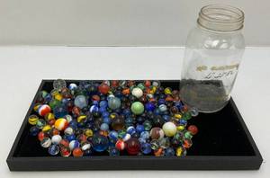 lot 206 image: Vintage Marbles (Some Glow Under UV Light)