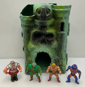 lot 1 image: 1981 MOTU Castle Grayskull With Figures Including He-Man & More