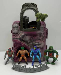 lot 2 image: 1980s MOTU Snake Mountain With Figures Including Skeletor & More