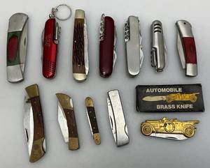 lot 8 image: Misc. Pocket Knives 