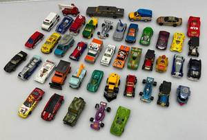 lot 44 image: Misc. Miniature Die-Cast Cars Including HotWheels & More