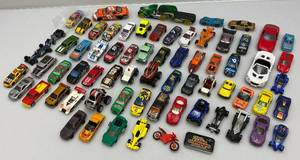 lot 48 image: Misc. Miniature Die-Cast Cars Including HotWheels & More