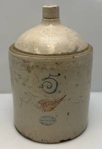 lot 68 image: Red Wing 5 Gallon  Jug Crock Minnesota Union Stoneware (Has Chips & Cracks)