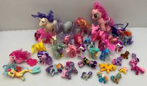 lot 92 image: Misc. My Little Ponies Some Vintage