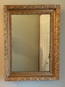 lot 41 image: Golden Framed Wall Mirror