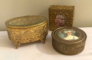 Three Vintage Trinket Boxes  Three vintage Vanity  Dresser Boxes