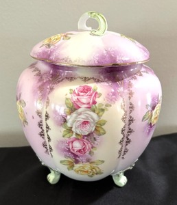 Vintage Victorian Lidded Vanity Jar