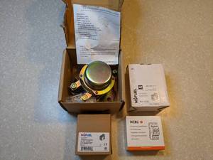 lot 418 image: New Battery Switch Circuit Breaker Control Voltage AC Replacement P