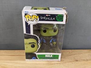 lot 90M image: Brand New Funko Pop She Hulk Hulk #1130 Figure V