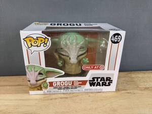 lot 32M image: Brand New Funko Pop Star Wars Grogu With Chowder Squid #469 Figure V