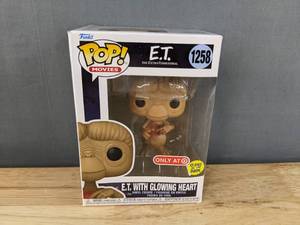 lot 52M image: Brand New Funko Pop E.T. The Extra Terrestrial E.T. With Glowing Heart #1258 Figure V
