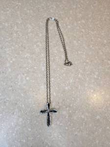 lot 432 image: New Rhinestone Cross Necklace Black P