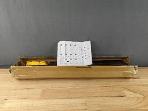 lot 150 image: New Wood Blanket Ladder B